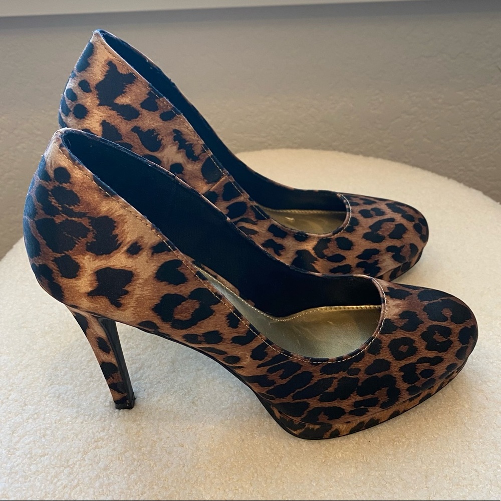 FIONI Leopard Print High Heels - Picture 5 of 9